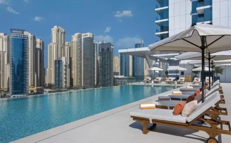 إقامة في المارينا مع يوم على الشاطئ