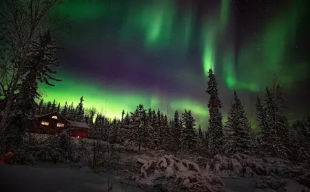 Chase the Northern Lights on the Ultimate Alaska Winter Adventure