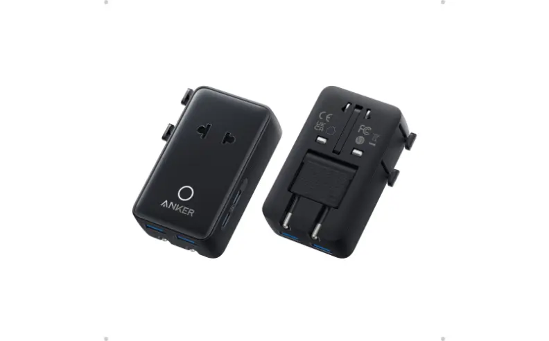 Anker Nano Travel Adapter رفيق صغير للسفر