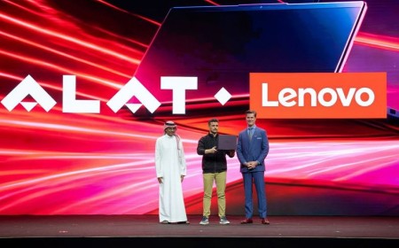 لينوفو تكشف عن أول حاسوب محمول لها تم تصنيعه في المملكة العربية السعودية دعمًا لرؤية المملكة في مجال التصنيع المتقدم