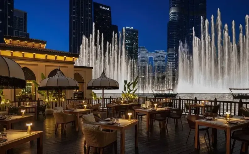 Bangkok Nights بطابع دبي