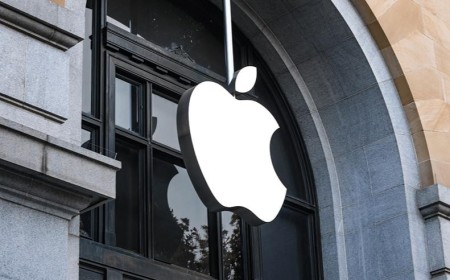 Apple Trades at 35 Times Forward Earnings as Product Launch Nears