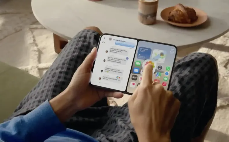 Two Displays Change the iPhone Experience