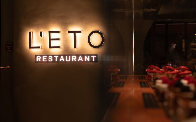 تجربة تاباس ومشروبات الغروب في مطعم L’ETO