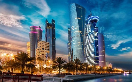 ‫Visit Qatar‬ تبرز المقومات السياحية لدولة قطر خلال‬ ‫مشاركتها في معرض سوق السفر العالمي في لندن 2026‬