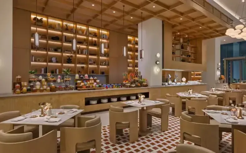 Origins في Vida Dubai Mall يقدم برانش الكريسماس بأجواء عائلية مميزة