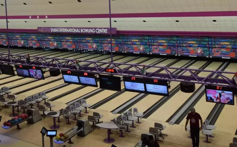 الاستمتاع بالبولينغ في Dubai International Bowling Centre