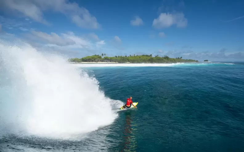 THE 2024 FOUR SEASONS MALDIVES SURFING CHAMPIONS TROPHY ROARS TO LIFE WITH OPENING DAY PERFECTION