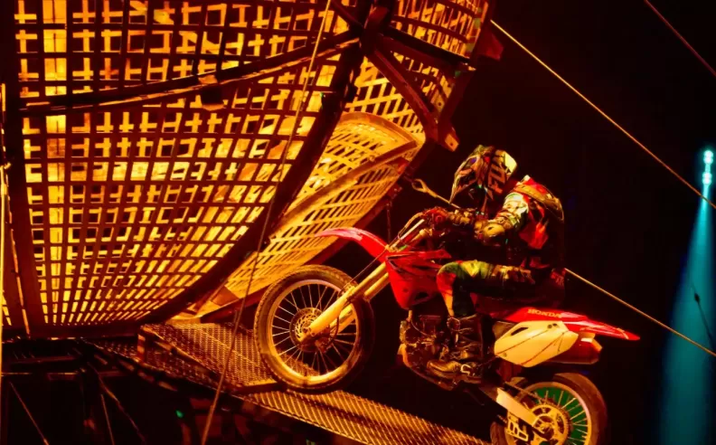 PLUMA Season 2: An Elevated Circus Experience