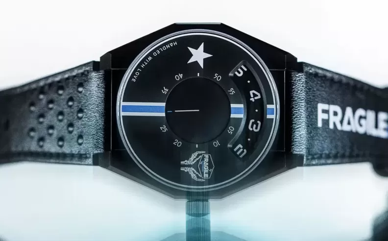 Design of the FRAGILE EXPRESS TIME Watch