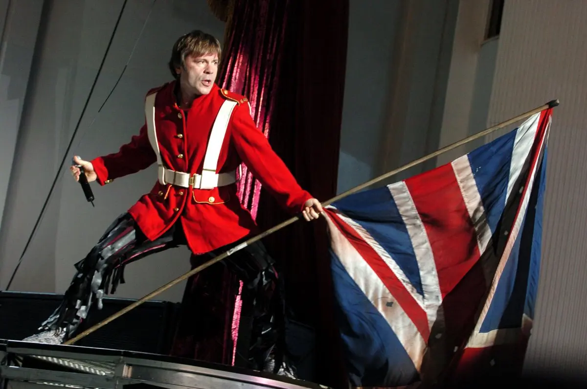 البدايات والشغف المبكر بالطيران