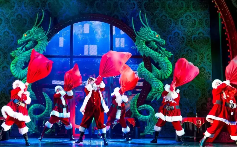 سحر عيد الميلاد يلتقي بالمرح في Elf The Musical في ابوظبي