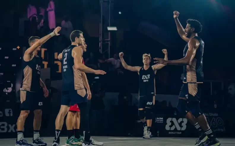 Global Teams Competing on Abu Dhabi Corniche