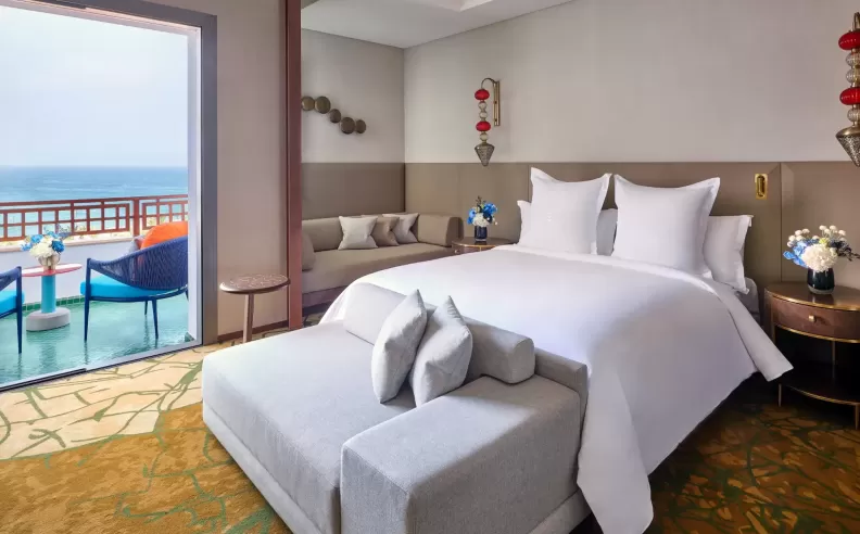 Luxurious Rooms And Suites With Spectacular Views