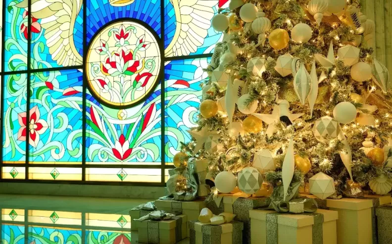 Festive Treats and Elegant Dining at S Bar and Carna