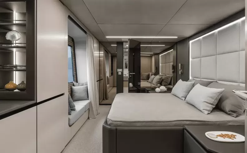 Luxurious, Customized Interior – Without the Jacuzzi