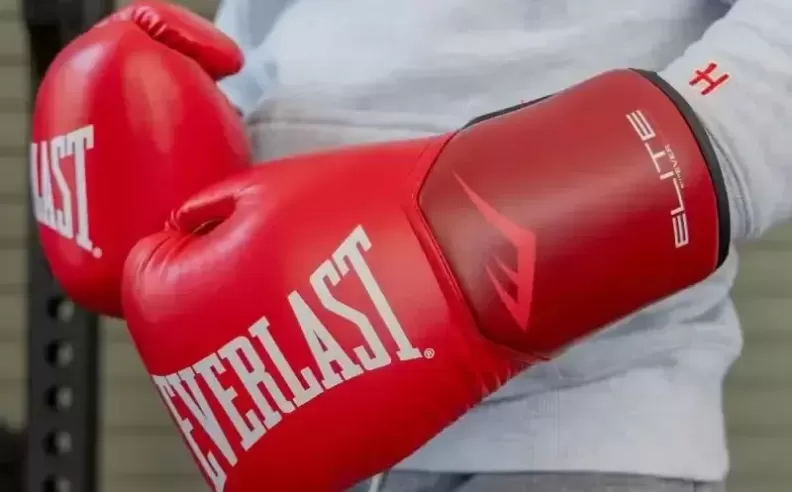 قفازات Everlast Elite V2 – أفضل قفازات من حيث القيمة