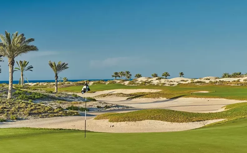 A Unique Beachside Golf Experience