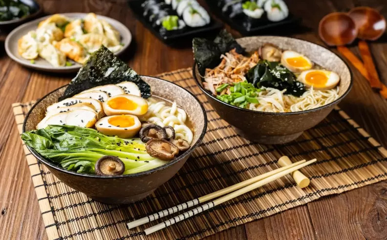 Dynamic Dining and Electrifying Vibes
