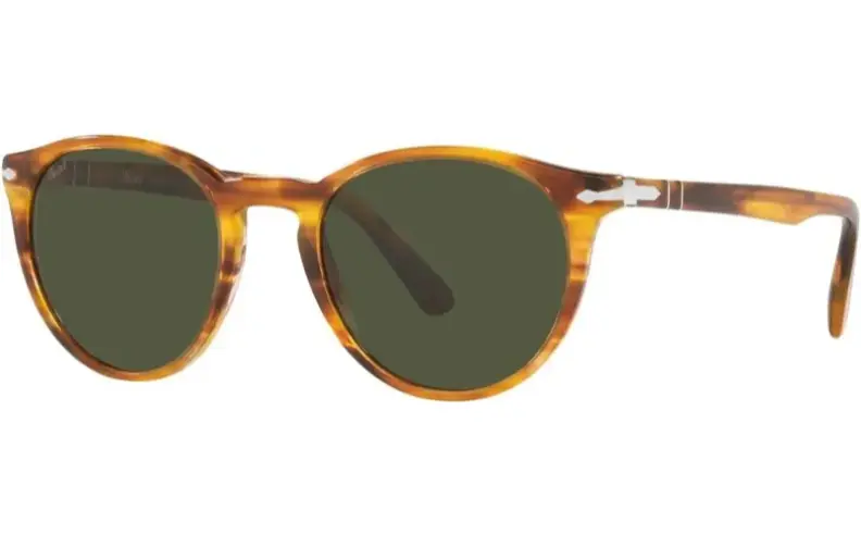 Persol PO3152S: الفخامة الكلاسيكية