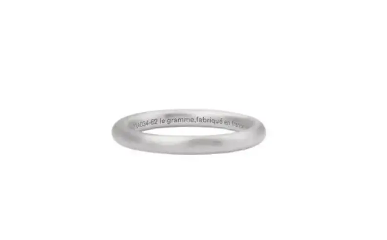 Minimalist Zen: Le Gramme Le 5 Polished Sterling Silver Ring