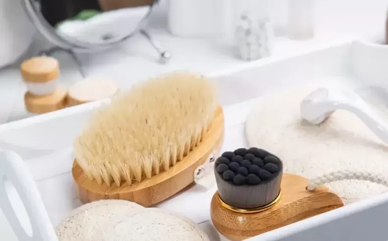 Revitalizing Gift: Dry Body Brush