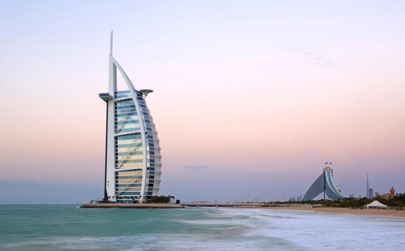 Burj Al Arab: Redefining Luxury and Innovation in Dubai