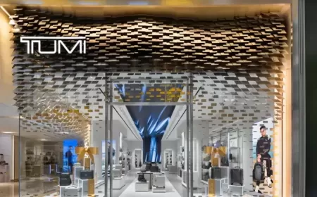 TUMI Opens Largest Middle East Flagship at Dubai Mall