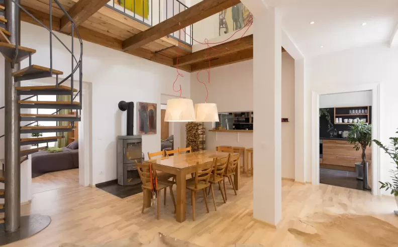 A Rustic Four-Bedroom Home in Ottakring