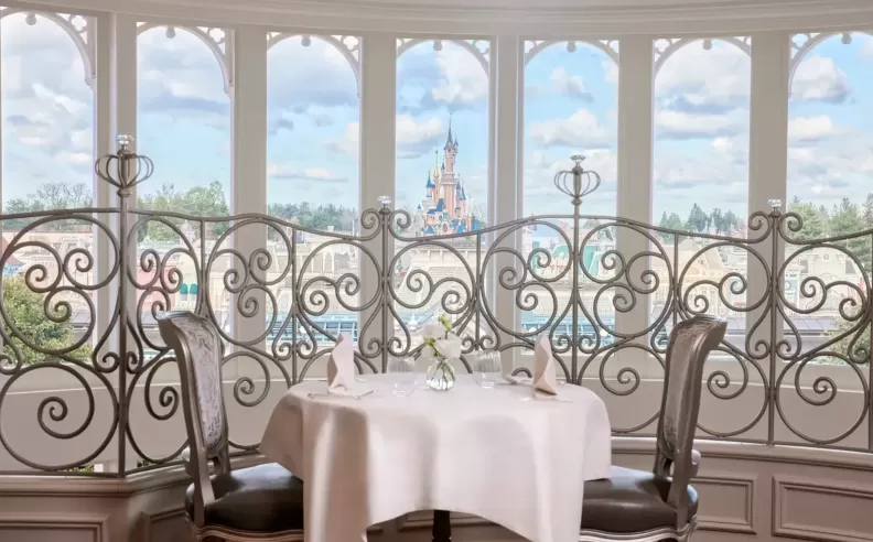 An Unbeatable Location and Exceptional Services for a Complete Disney Experience