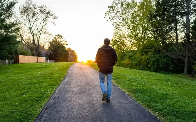 Psychological Benefits of Walking Outdoors