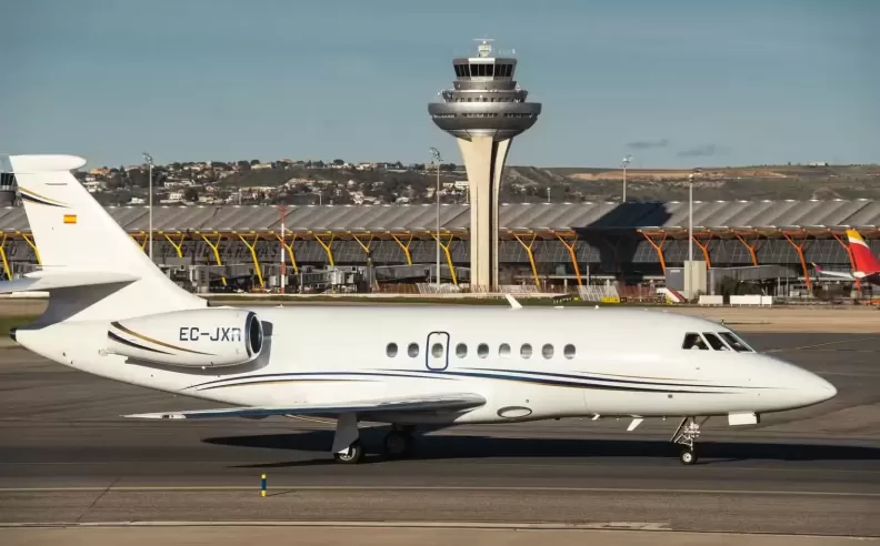 Dassault Falcon 2000