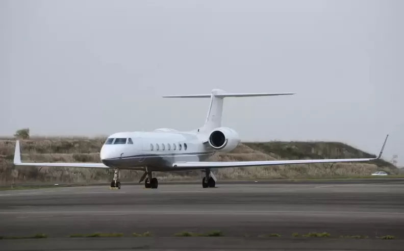 Gulfstream G550: الفخامة والكفاءة في السفر