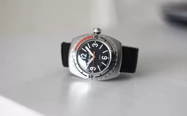 ساعة Vostok Amphibia