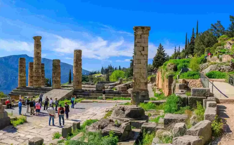 Day Tour to Delphi and its Ancient Treasures