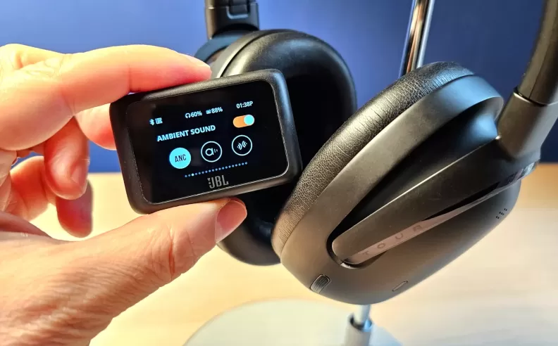Smart Features and Control: Innovation in Your Hands