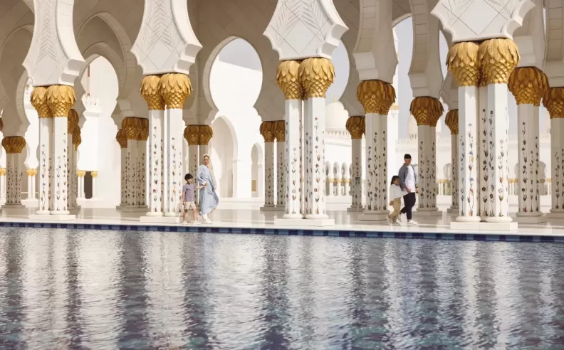 عيش أجمل اللحظات في أبوظبي مع تجارب مجانية لا تفوتها