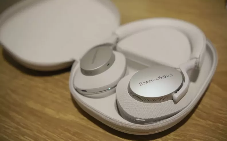Battery Life and Everyday Convenience