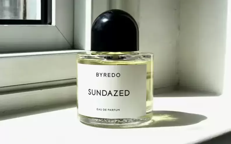 Byredo Sundazed انتعاش صيفي بطابع غير تقليدي