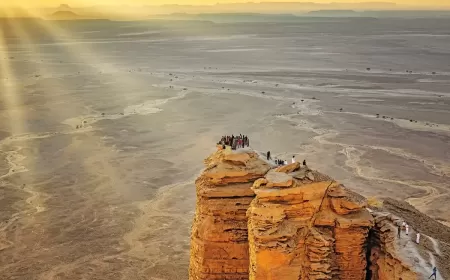 رحلات برية في الرياض: 5 وجهات قريبة لقضاء عطلة نهاية أسبوع لا تُنسى