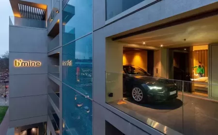 b'mine Düsseldorf: The Smart Hotel for Modern Men on the Move