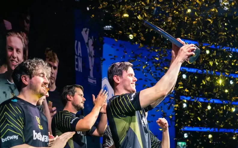 A Cross-Cultural Esports Identity