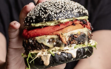 The Stables Teams Up with Smash Room for an Epic Edition of The Burgers & Hops Festival