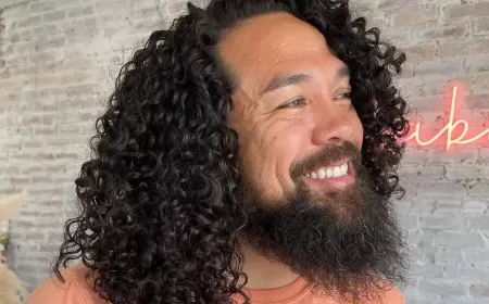 Top Shampoos for Men with Curly Hair in 2025 for Defined and Healthy Curls