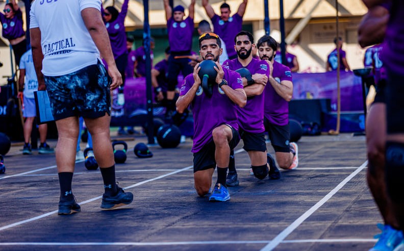 دعم مجتمعي من خلال التحديات الرياضية