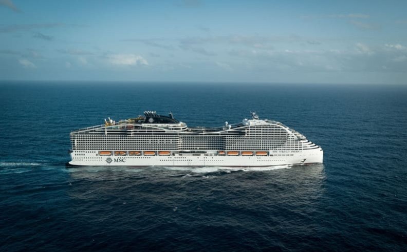 Pioneering Sustainability and Passenger Experience