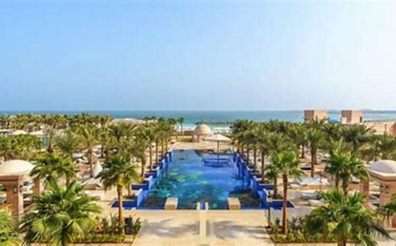 وجهة فاخرة على الخليج للاحتفال بالعيد