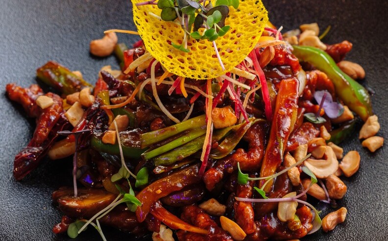 برنش آسيوي بنكهة العيد في مطعم سانشايا