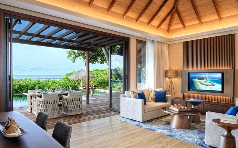 Elegant Interior Features