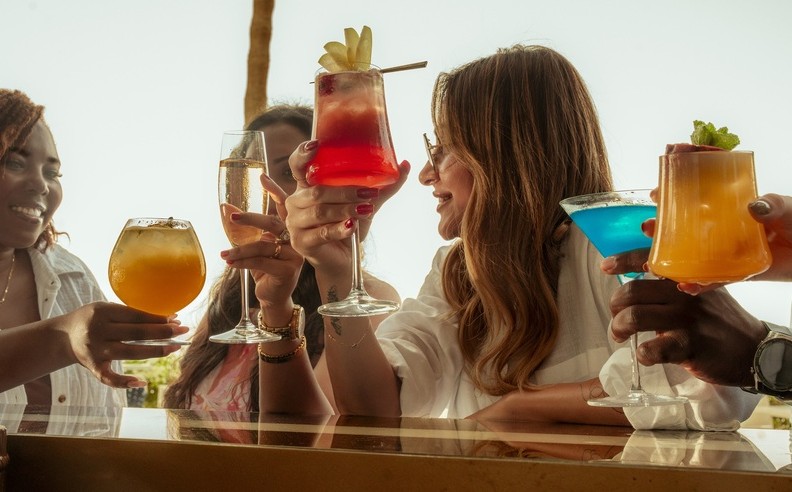 Pricing and Timing for the Sunset Drinks Tour